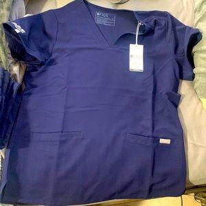 AYA Casma Scrub - Navy blue. Medium size